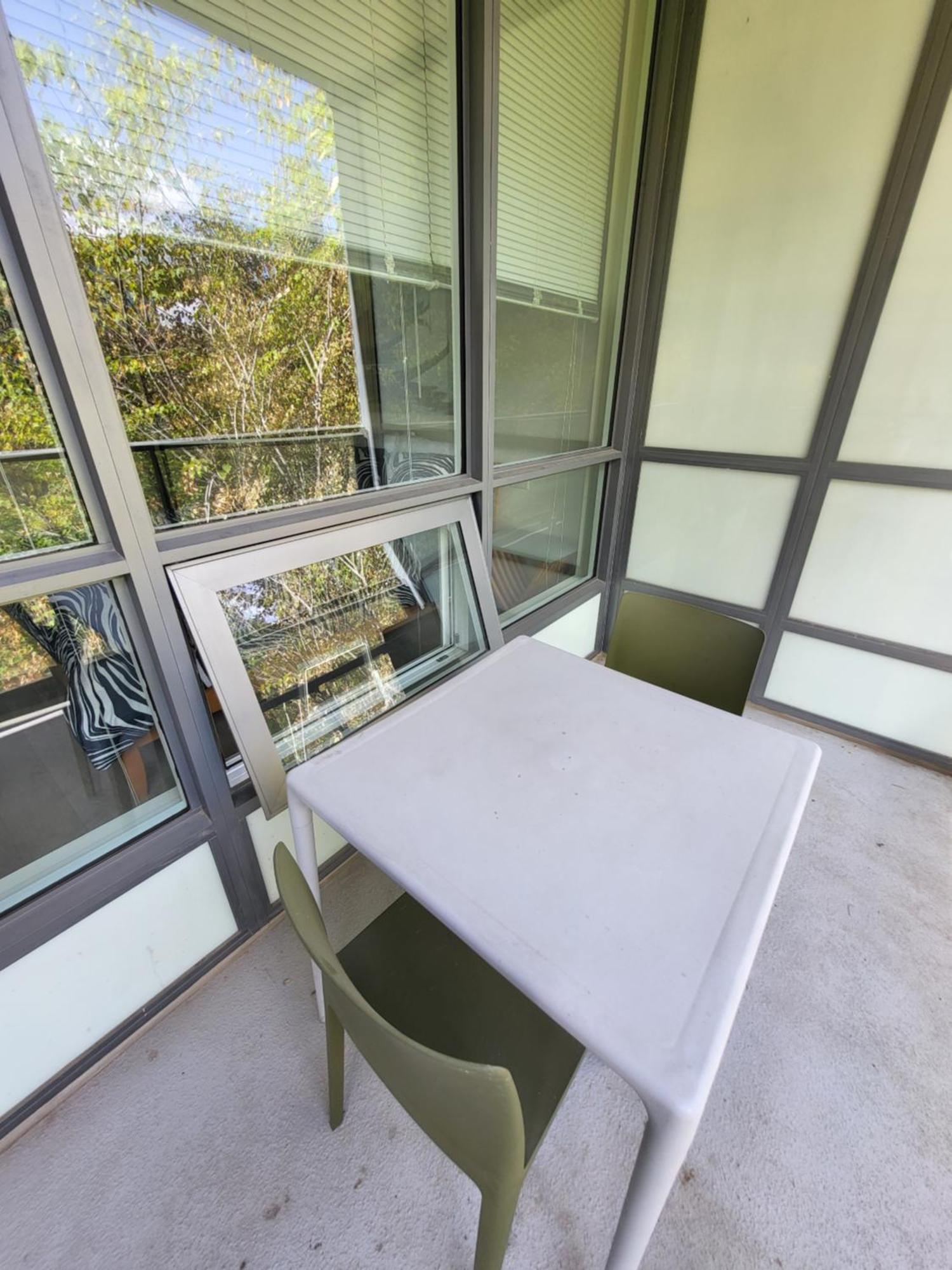 Your Perfect Escape - Modern Landmark Condo In Downtown Calgary - Free Parking- Premium Location Екстер'єр фото